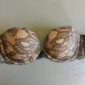 Victoria's Secret Strapless/convertible bra - 34B